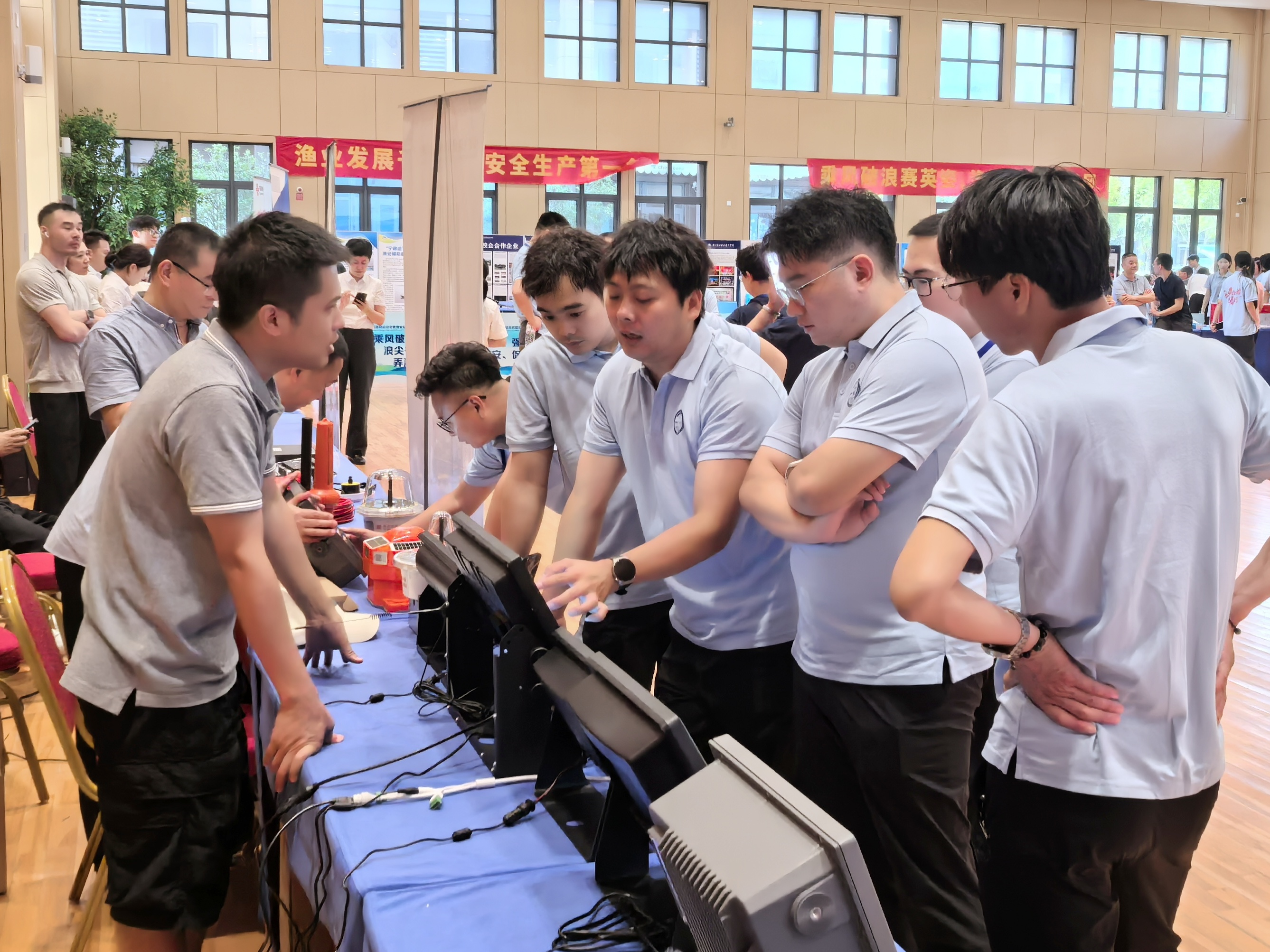 wechat_2025-06-23_084943_058_upscayl_2x_realesrgan-x4plus_副本_副本.jpg